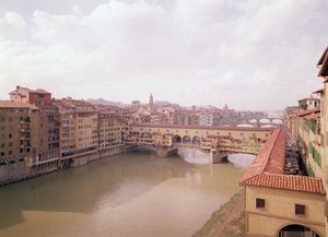 Vista del Arno y el Ponte Vecchio